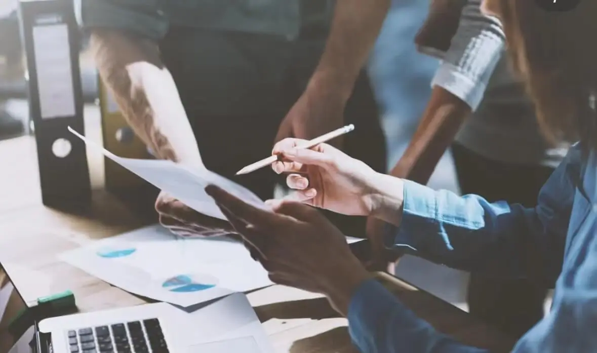 黑金斗篷攻略萌新怎么样